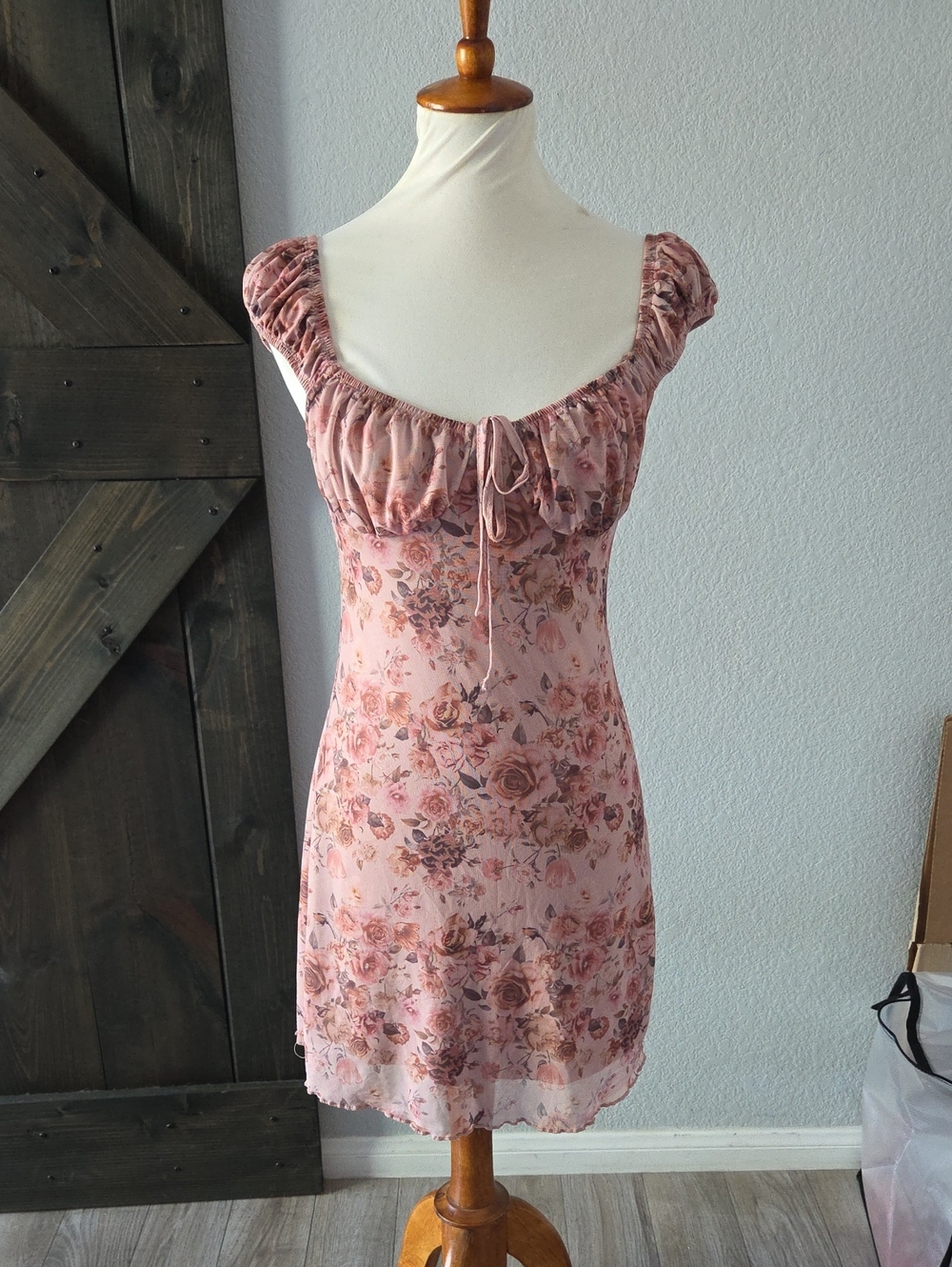 SHEIN Blush Pink Floral Lined Dress Stretchy Medium